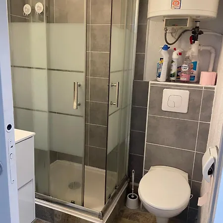 Des Quilles Apartment *